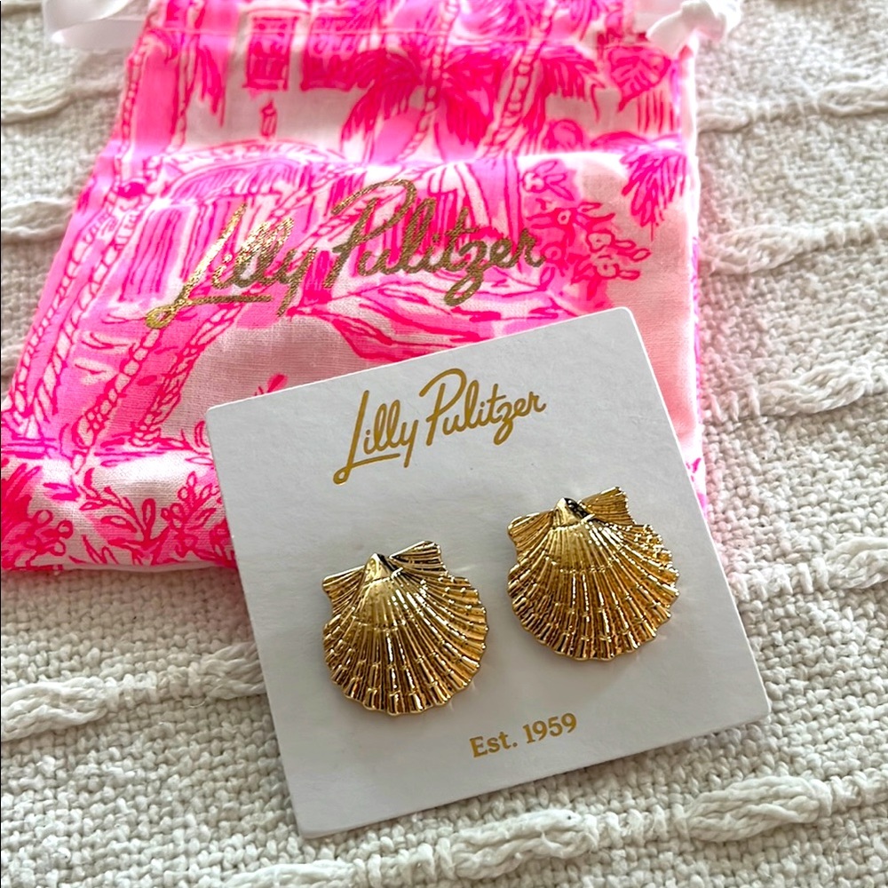 Lilly Pulitzer Gold tone seashell pierced earrings. New with tags with bag.